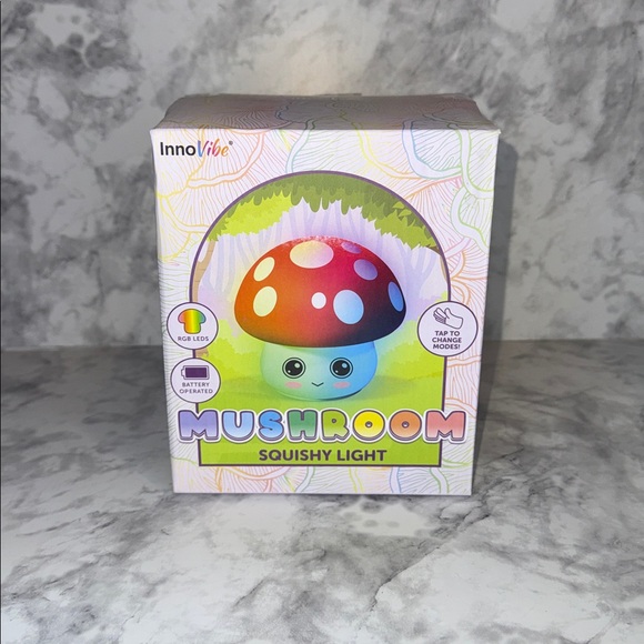 Mushroom Squishy Color Changing Light- NEW - Picture 2 of 5
